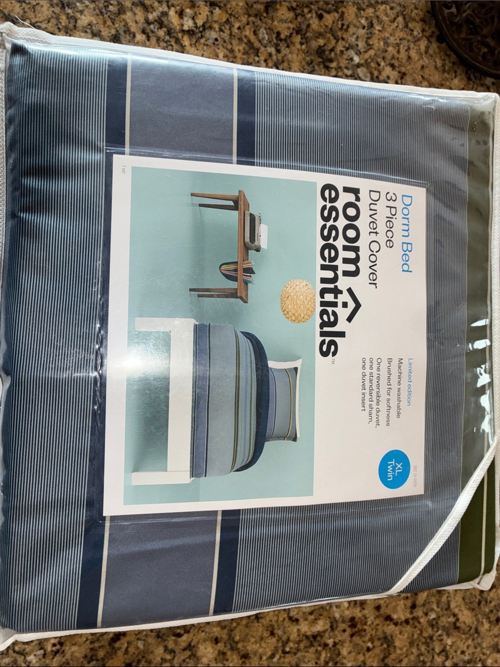 Room Essentials Navy and Light Blue Striped Dorm Duvet Cover Set